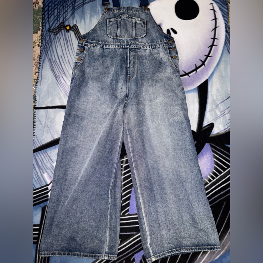 Cider Light Wash Straight Jeans